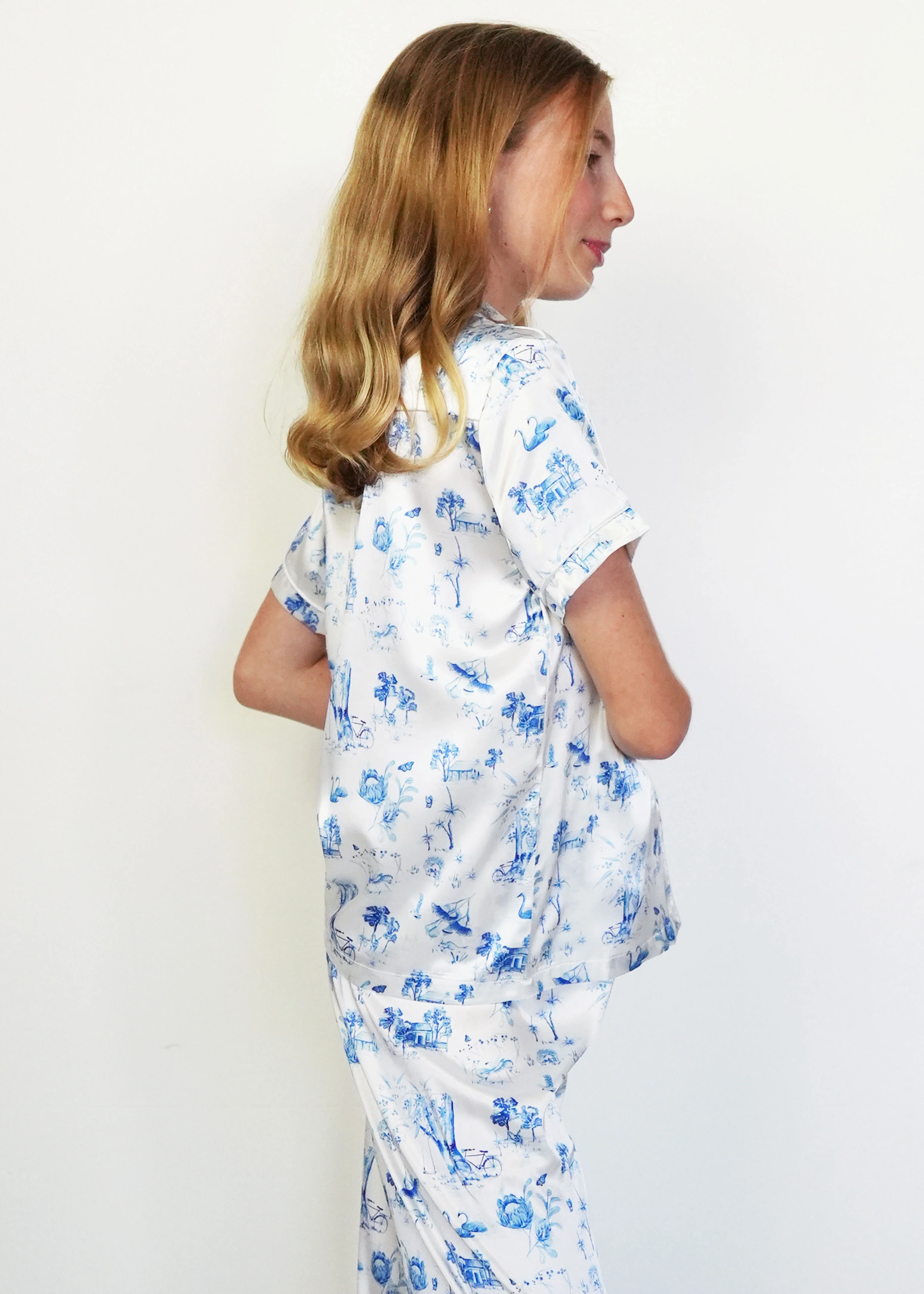Girls - Coming home Short Top / Long Pants Satin PJ Set - Image 4