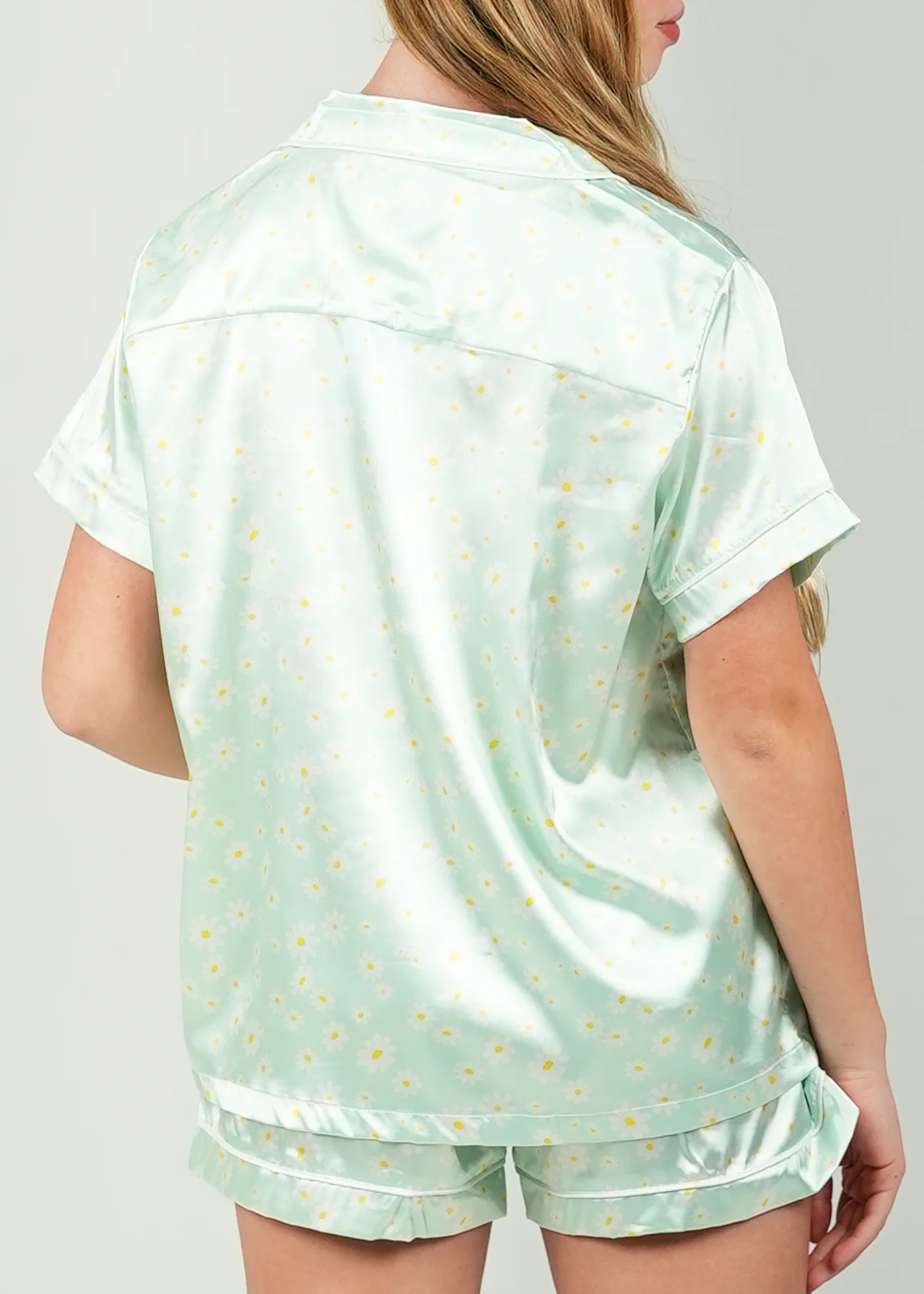 Girls - Green Daisy Short Satin Pajama Set - Image 3