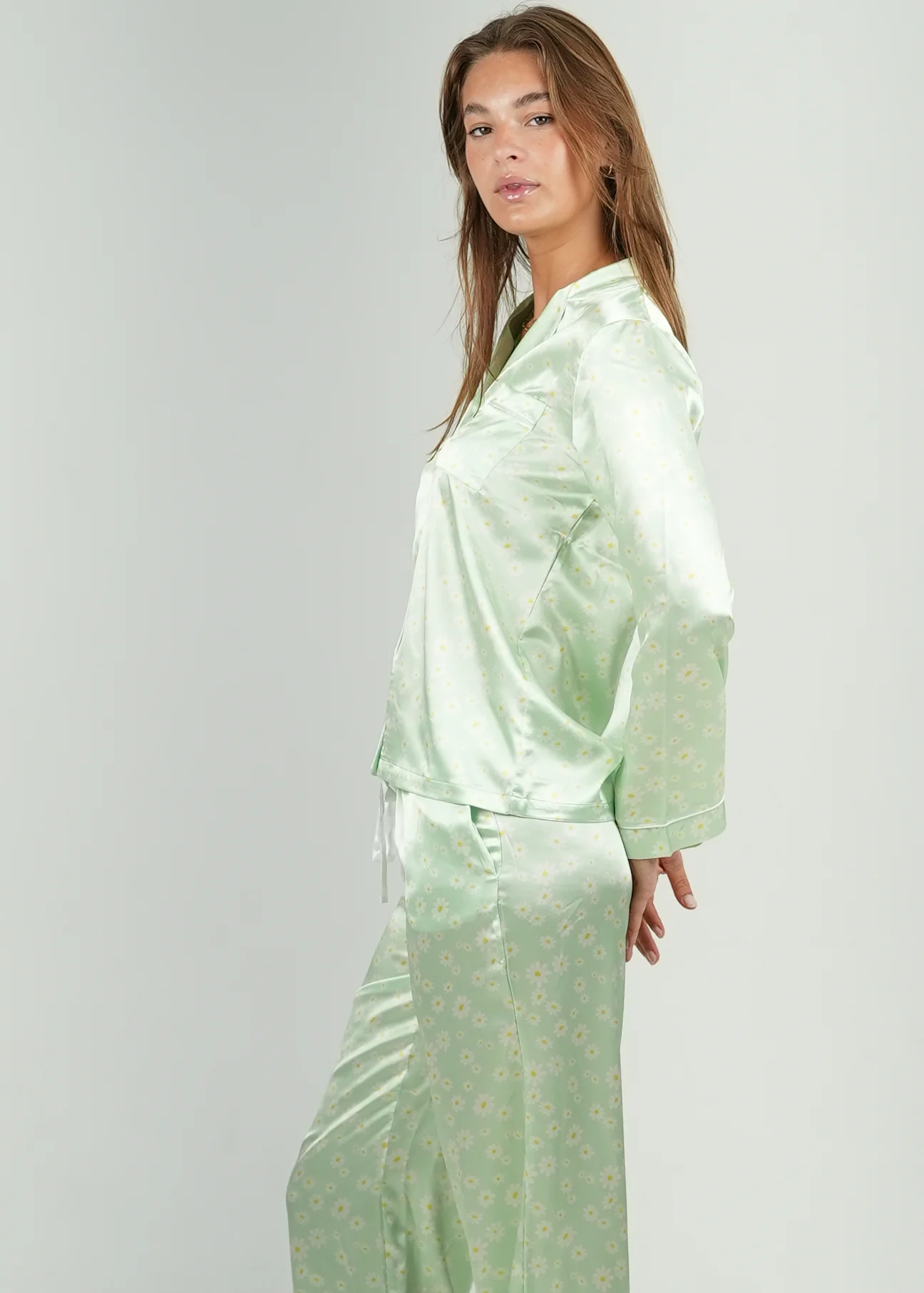 Green Daisy Satin Long Pajama Set - Image 9